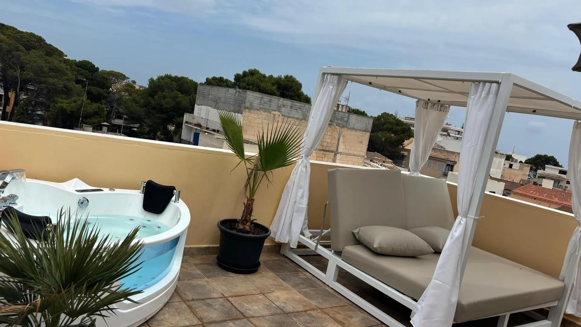 Apt Kandinsky Mallorca 실로트 0*,  스페인